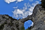 02 Arco di Pegherolo (1680 m), l'arco nella roccia 